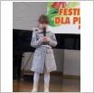 Galeria zdjęć: Anastazja Witkowska z Przedszkola Samorządowego w Gorzkowicach na XXVlll Festiwalu Piosenki dla Przedszkolaka pt: ,,Na marszową nutę