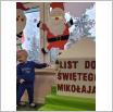 Galeria zdjęć: Wysyłanie listu do Św. Mikołaja przez dzieci z Samorządowego Klubu Dziecięcego  i Samorządowego Klubu Malucha w Gorzkowicach. Link otwiera powiększoną wersję zdjęcia.