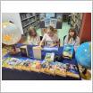 Galeria zdjęć: Dzień Głośnego Czytania z Nelą w bibliotece szkolnej - SP Gorzkowice. Link otwiera powiększoną wersję zdjęcia.