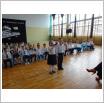 Galeria zdjęć: Ślubowanie uczniów klas pierwszych oraz zaprzysiężenie Samorządu Uczniowskiego - SP w Gorzkowicach. Link otwiera powiększoną wersję zdjęcia.