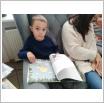 Galeria zdjęć: Światowy Dzień Pluszowego Misia - spotkanie z przedszkolakami w Bibliotece w Gorzkowicach. Link otwiera powiększoną wersję zdjęcia.