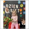 Galeria zdjęć: Dzień Kobiet - w Samorządowym Klubie Dziecięcym oraz w Samorządowym Klubie Malucha w Gorzkowicach. Link otwiera powiększoną wersję zdjęcia.