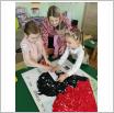Galeria zdjęć: Czyste powietrze wokół nas realizacja programu w Przedszkolu Samorządowym w Gorzkowicach. Link otwiera powiększoną wersję zdjęcia.