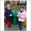 Galeria zdjęć: Kubusiowi przyjaciele natury  MISJA RECYKLING w Przedszkolu Samorządowym w Gorzkowicach. Link otwiera powiększoną wersję zdjęcia.