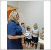 Galeria zdjęć: Przedszkolaki z wizytą w Urzędzie Gminy i w Szkole Podstawowej w Gorzkowicach. Link otwiera powiększoną wersję zdjęcia.