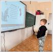 Galeria zdjęć: Projekt „Poszerzamy horyzonty w SP Gorzkowice” – zajęcia rozwijające „W świecie książek”. Link otwiera powiększoną wersję zdjęcia.