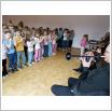 Galeria zdjęć: Występ Artystów Filharmonii Łódzkiej w Przedszkolu Samorządowym w Gorzkowicach. Link otwiera powiększoną wersję zdjęcia.