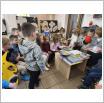 Galeria zdjęć: Kolorowa lekcja biblioteczna dla Przedszkolaków z Akademii Myszki Miki. Link otwiera powiększoną wersję zdjęcia.