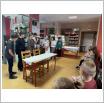 Galeria zdjęć: Biblioteka ze Szkoły Podstawowej im. Henryka Sienkiewicza w Gorzkowicach zaprosiła przedszkolaki do świata baśni. Link otwiera powiększoną wersję zdjęcia.