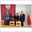 Galeria zdjęć: Podpisanie umów na dofinansowanie promocji regionalnej kuchni i dziedzictwa kulinarnego w Gminie Gorzkowice. Link otwiera powiększoną wersję zdjęcia.