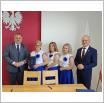 Galeria zdjęć: Podpisanie umów na dofinansowanie promocji regionalnej kuchni i dziedzictwa kulinarnego w Gminie Gorzkowice. Link otwiera powiększoną wersję zdjęcia.