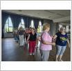 Galeria zdjęć: CO NAM W DUSZY GRA - SENIORALNE SPOTKANIA Z MUZYKĄ - warsztaty taneczne. Link otwiera powiększoną wersję zdjęcia.