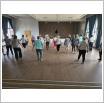 Galeria zdjęć: CO NAM W DUSZY GRA - SENIORALNE SPOTKANIA Z MUZYKĄ - warsztaty taneczne. Link otwiera powiększoną wersję zdjęcia.